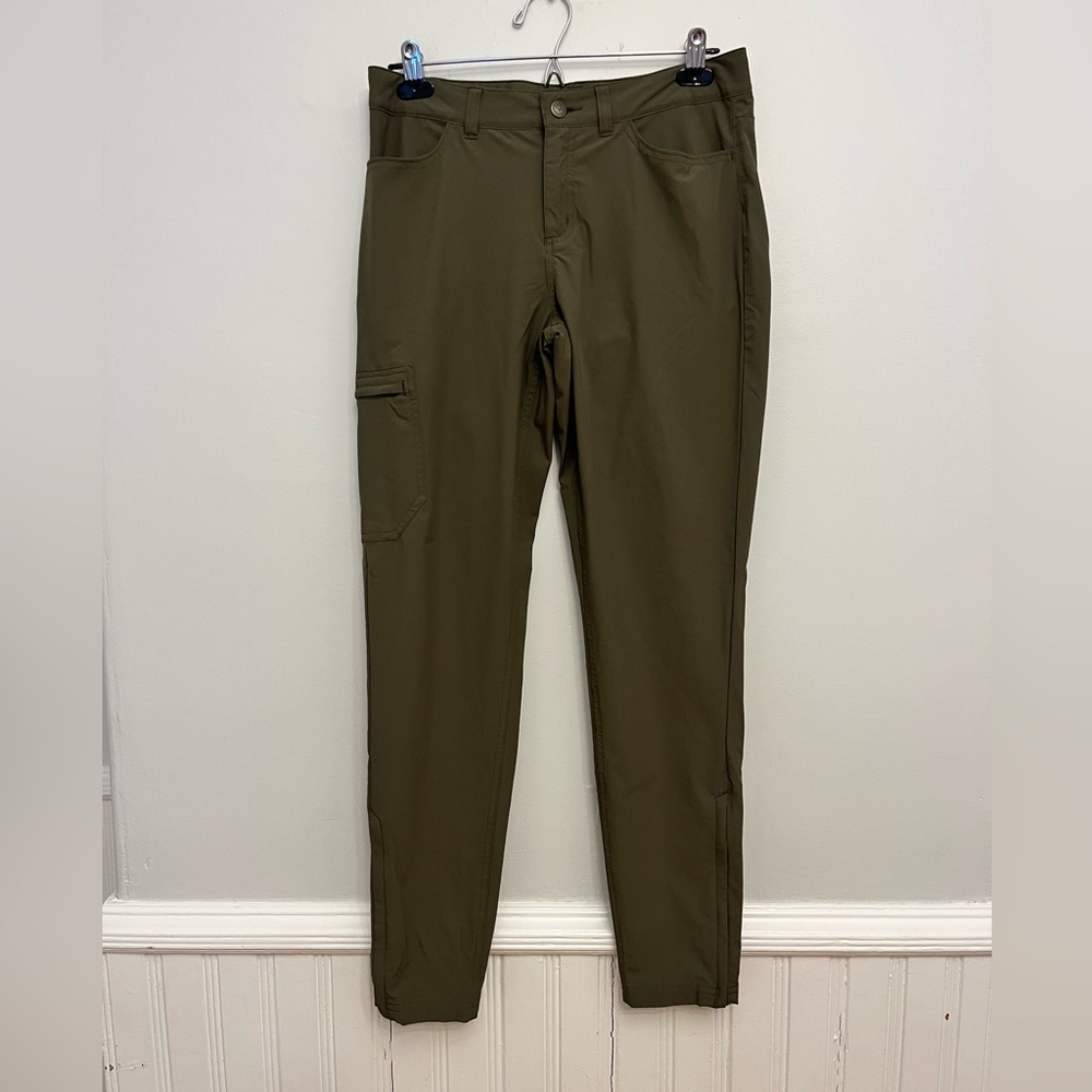 Patagonia Skyline Traveler Pants, Size 8